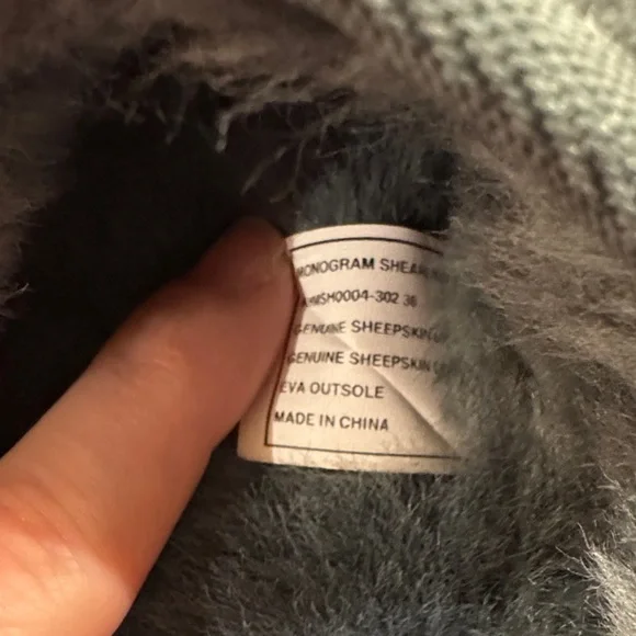 BNIB Kith Monogram Patterned Shearling Slippers - Picture 3 of 4